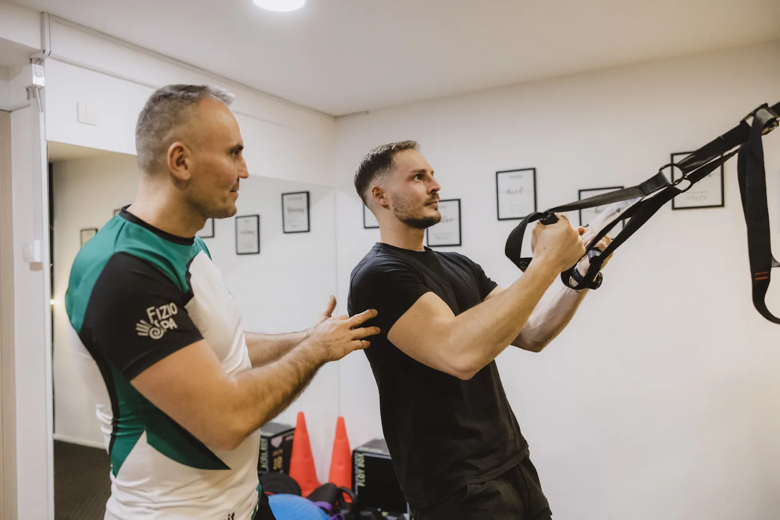 Fizioterapeut vodi sportsku rehabilitaciju u Fizio Spa prostoru
